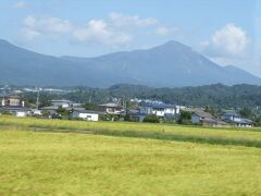 朝は曇っていたのですが、磐梯山がよく見えます。