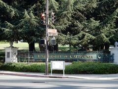 バークレーには言わずと知れたカリフォルニア大学バークレー校があります。

IT屋さんとしては、BSDの開発で有名な場所です。

ここでviやcshが開発されたんだ！と興奮できたら病気です。