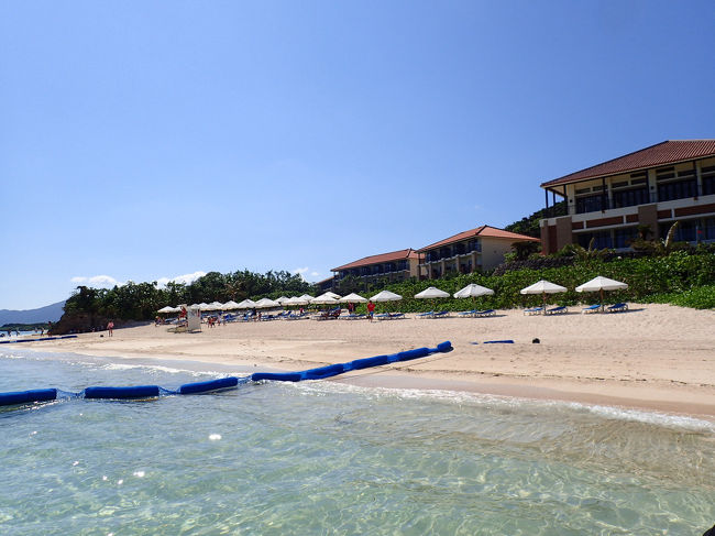 1度ホテルに戻り、体験ダイビングの人も乗り込み2本目に出発です<br /><br />2本潜る人はボートから降りることはないです。