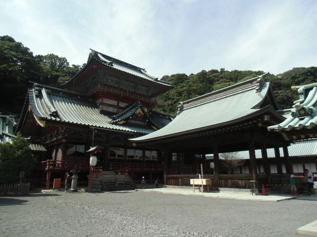 義元の人質だった家康（竹千代）が<br />元服式を行った静岡浅間神社<br /><br />七社参りさせてもらった中、<br />麓山神社に通じる石段は、少しキツかった〜。<br />