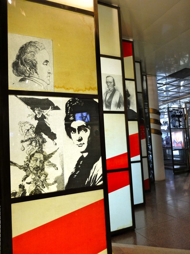 内容は、インドシナ戦線、ベトナム戦争、<br />後はよくわからないもの