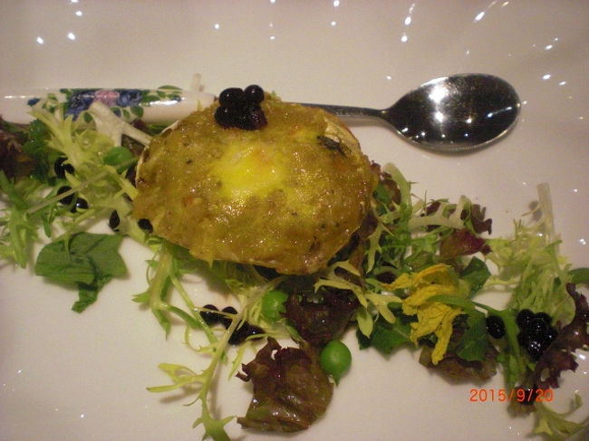 前菜、見た目もとても綺麗だったし。味も蟹みそが練り込まれてるのか、濃厚で美味しかった