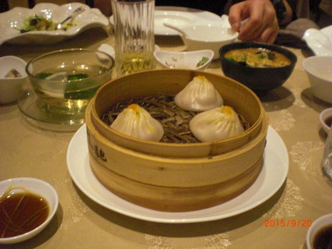 小籠包はコース料理にはだいたい付いてるみたいです