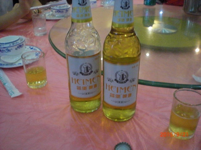 地元ビール。ツアー代金に含まれてたので、今回の夕食代金は見当がつきません