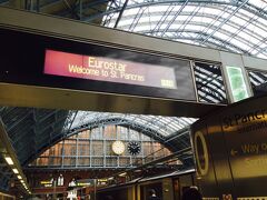 本日はユーロスターに乗ってロンドンへ！

パリの革命記念日の混雑を避けてロンドンに避難です(^◇^;)

パリとロンドンは１時間の時差があるので、ロンドンに着くと得した気分♪