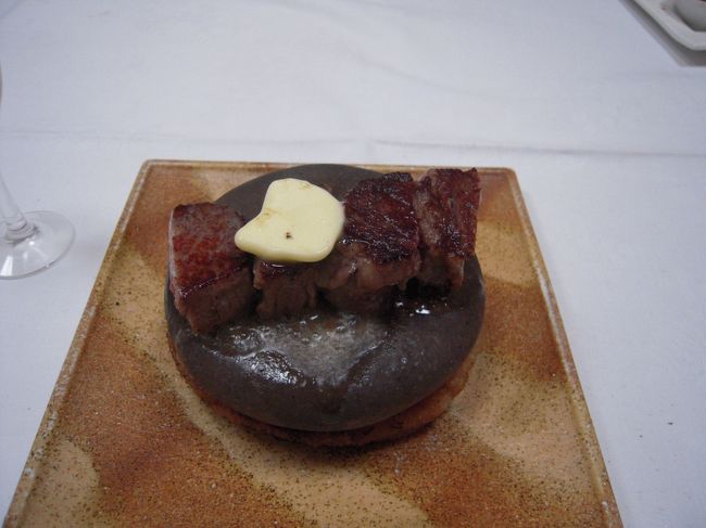 信州牛フィレステーキ。<br />このお肉がとっても柔らかく凄く美味しかった♪