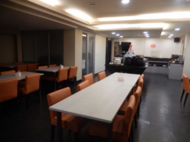 首学大飯店の食事何処