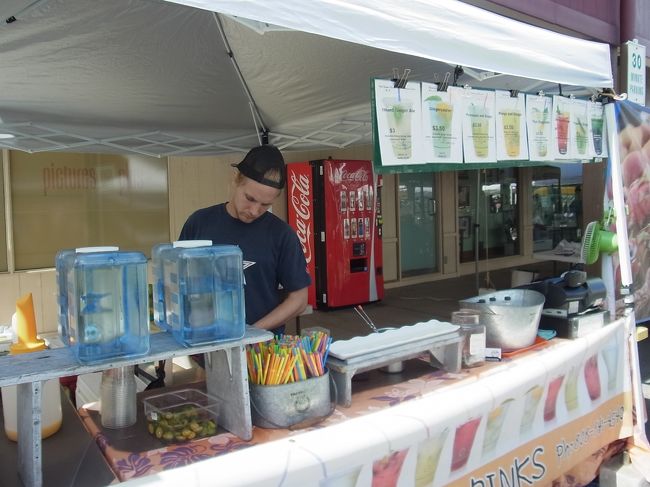 KCCで大大大人気の「PACIFIKOOL」も出店。ぜんぜん並ばずに買えた！ <br /><br />このマーケット、ホノルルから近いのに穴場的な感じなのかな？