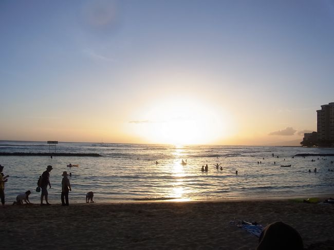 この日のサンセットは18：30とのことでした。