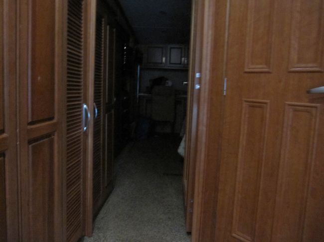 この奥が寝室です。