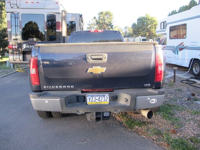 プレートが見にくいですが、オンタリオ州のナンバープレートです。<br />この御夫婦はトロントから来ています。<br />私「ファントムランチには、何度か行かれているのですか？」って聞くと<br />夫婦「5回行きました。その内1回は、ノースリムまで行きました。」<br />そうです。