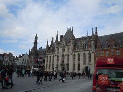 ☆西フランドル州庁舎。
