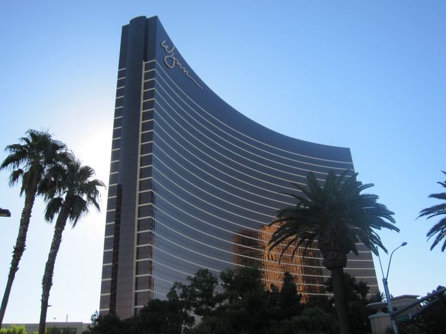 今日はフォーコーナーを探索します。<br />これはウィンホテルです。