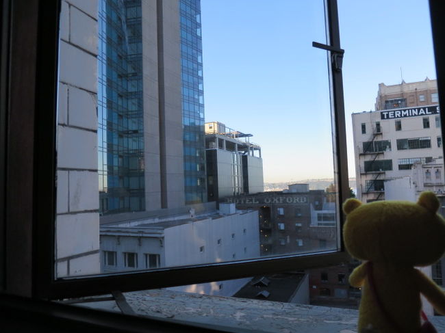 2015/09/12<br /><br />８時に起床。晴れています。<br />シアトルは曇りが多いよと聞いていたので心配でしたが晴れて良かった。