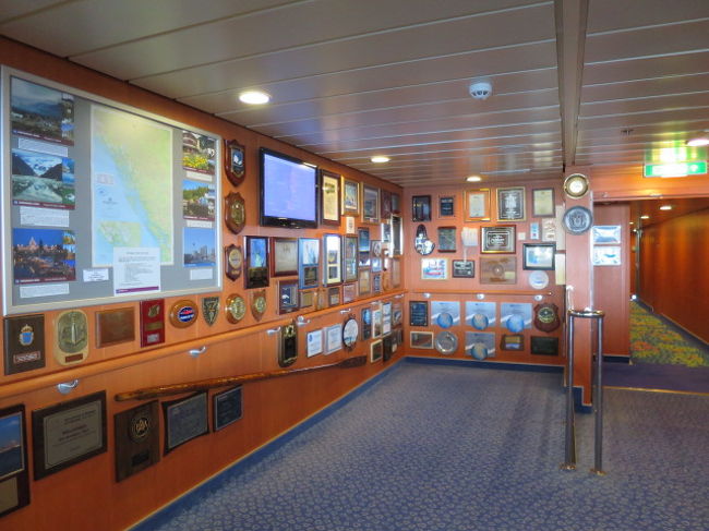 渡航した港々の盾？が飾られています。<br />残念ながら日本のものはありませんでした。