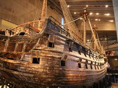 約４００年前に出航した瞬間にストックホルムの港に沈んだヴァーサ号の博物館。
こんなに残っているなんてすごい！！
まだちょっと磯臭い。

期待していなかった分、迫力があってなかなか良かった。
