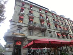 チューリッヒ２日目はHotel St.Gotthard へ。
駅の近くです。