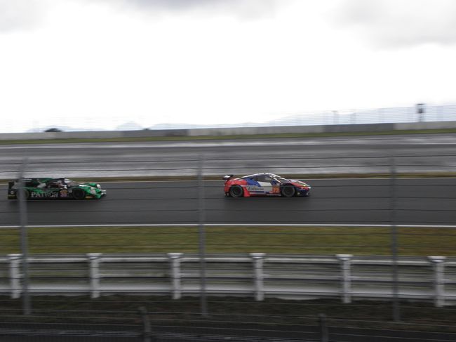 続いて、コカコーラ・コーナーから続く高速の１００Ｒ。