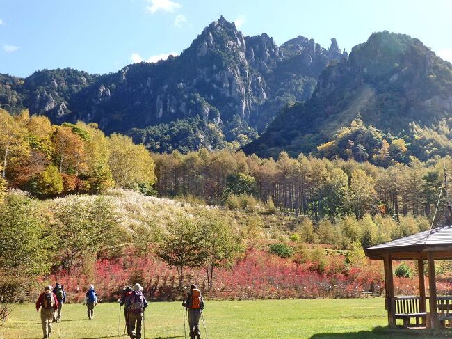 日本百名山 瑞牆山の紅葉 明野 須玉 山梨県 の旅行記 ブログ By ペコちゃんさん フォートラベル 日本百名山 瑞牆山の紅葉 明野 須玉 山梨県 の旅行記 ブログ By ペコちゃんさん フォートラベル