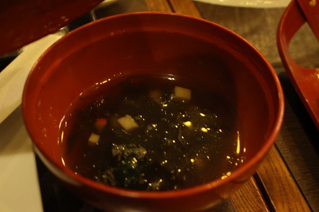 アーサー汁と御飯<br /><br />どうして焼肉と御飯はこんなに<br />相性が良いんでしょう！と思うくらい<br /><br />アーサー汁美味い！<br /><br />すいませ〜ん！<br />御飯おかわりくださーい！とお願い