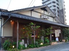 帰りに居酒屋、熊本さくら。熊本は居酒屋兼ごはんやさんみたいなところが多くて、安くておいしいです。