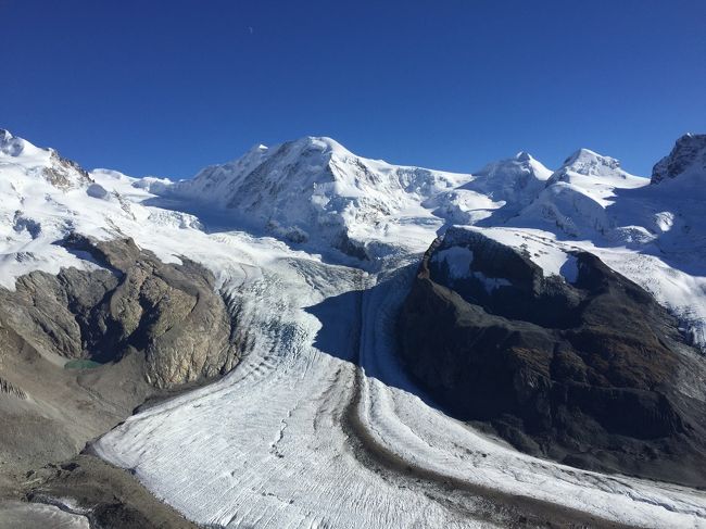 ゴルナー氷河が間近にみれます。