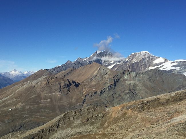ドームだけ、雲かぶってました。もーーー