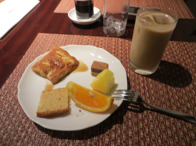 5000円ちょっとで朝食付きだったのでしっかり食べました<br /><br />色々口コミには知らずに書きましたが、意味なかったな。。<br /><br />1泊ですがお世話になりました。