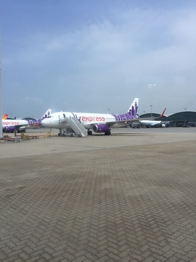 LCCは高速バス料金との競争だと言われ達人下川裕治の著書に<br />以前から紹介されていたが今では日本人にもすっかりお馴染みになった。<br />旅ゆく人々にとってLCCとSIMは必須アイテムになった。<br /><br />病める者達よ気をつけて！！<br /><br />あっさりおしまい。