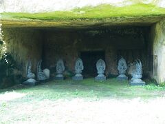 瑞巌寺境内の洞窟遺跡