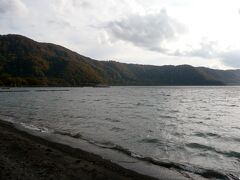 休屋へ到着!!

十和田湖を撮ろうとしたら、逆光なので、写真が撮り辛いです(>_<)
