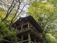 ちょいと紅葉の進んだ貴船神社です。