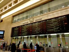 ブルージュまでの片道切符を購入して、何番線から乗るのかを聞きます。
※往復切符を買って途中下車してゲントに寄った方がお得です。