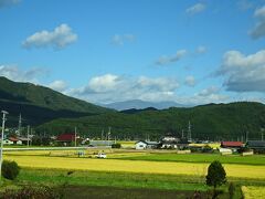 今日も晴れ！

向こうの奥に早池峰山が見える

遠野の人にとっては大切な信仰の山です