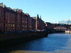 この日の目的地は赤レンガ倉庫群

先日のVIPディナーで来た場所だが夜だったので散策できなかったのだ。