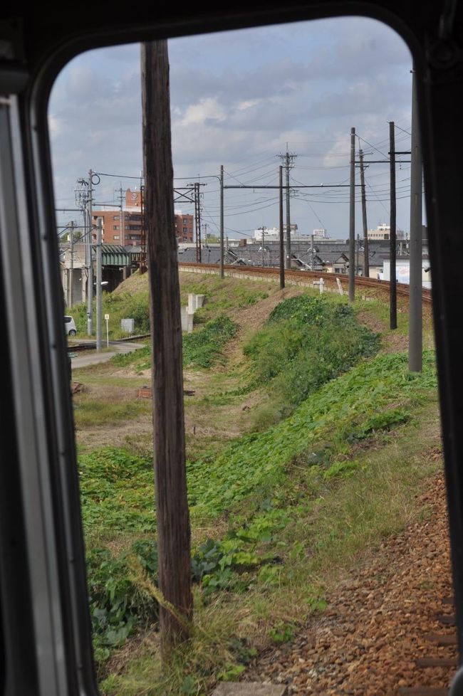 　左へカーブしながら登ります。