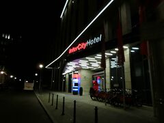 ベルリンで1泊する宿は中央駅近くのInterCityHotel Berlin Hauptbahnhof。
立地と朝食が付かない（別料金）事が決めて。