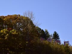 瞰望岩の頂上へは、太陽の丘えんがる公園を通って行くことが出来ます
瞰望岩の下の場所から歩いて20分くらいの距離ですね