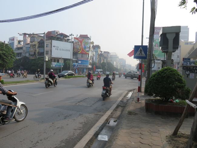 ４日目は、ハノイの街並みをぶらぶらと。