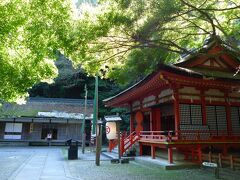 白峰神社に到着。
この時点で、ここが奥社だと思ってました。