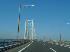 「こんぴらさん」を後にし、瀬戸大橋を渡って岡山へ。