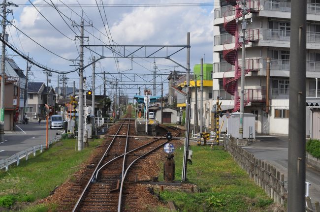 　次は新田塚駅です。