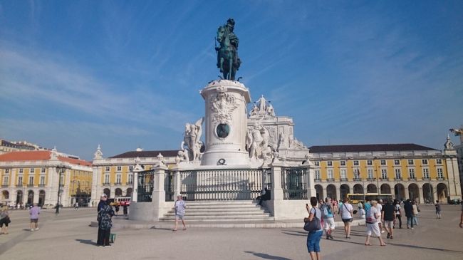 10/7　コインブラからリスボンは戻る。<br />　　　午後はお土産買いにコロンボへ行く。<br />　　　夜は病院に行く。<br />10/8　朝早く空港へ。