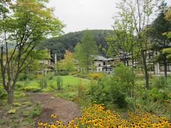 そして、この日の宿泊は、花巻温泉郷のひとつ山の神温泉の優香苑。

志戸平温泉をさらに奥に進んだ場所にまる一軒宿。