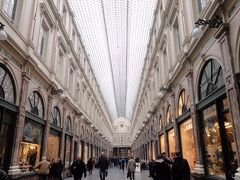 ホテルに荷物を置いた後はフリータイムです。
お買い物ターイム！