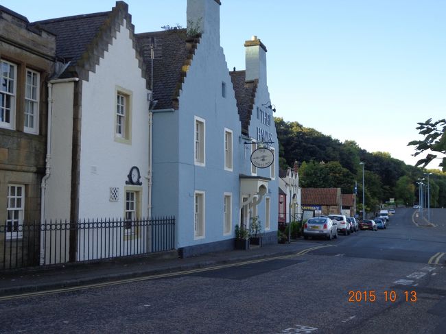 街並みが他とちょっと違って明るい感じかのは海辺の町だからでしょうか。