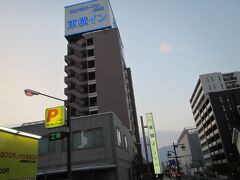 駅から歩いて３分ほどで、本日宿泊予定の東横イン上田駅前に到着。