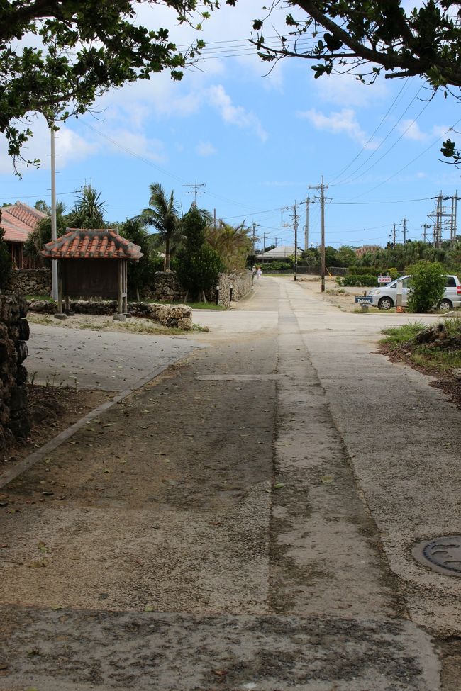 よし！<br /><br />次の目的地に行こう！とチャリにまたがる<br /><br />顔を上げると・・・<br /><br />雲無いじゃん！