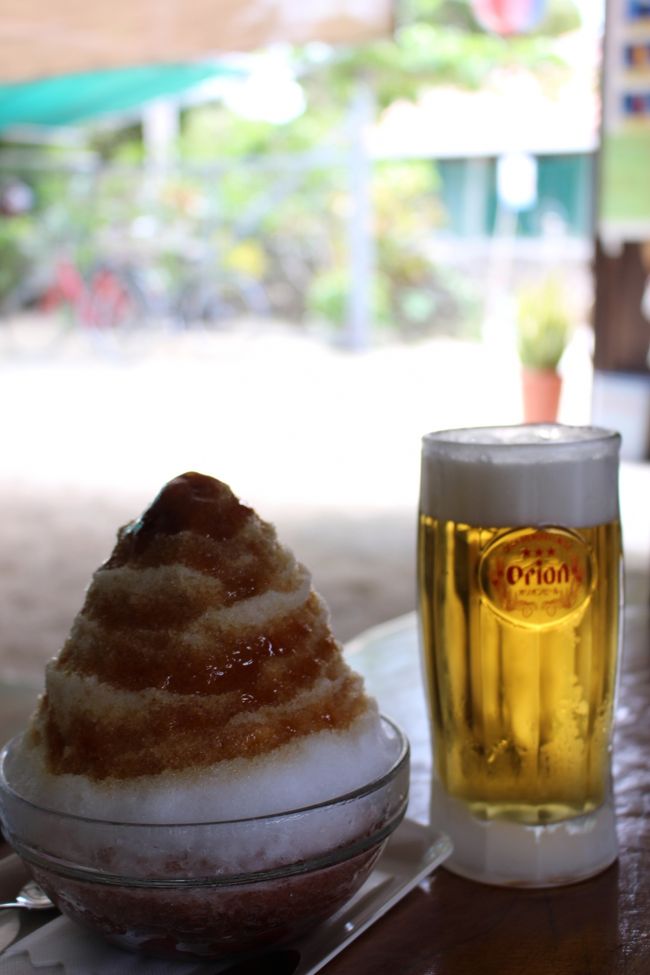 金の延べ棒と記念撮影<br /><br />当然美味しく頂きました<br /><br />彼女、大喜びです