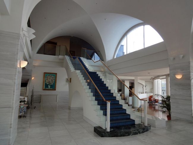 そしてこの階段の上が式場となるようです。